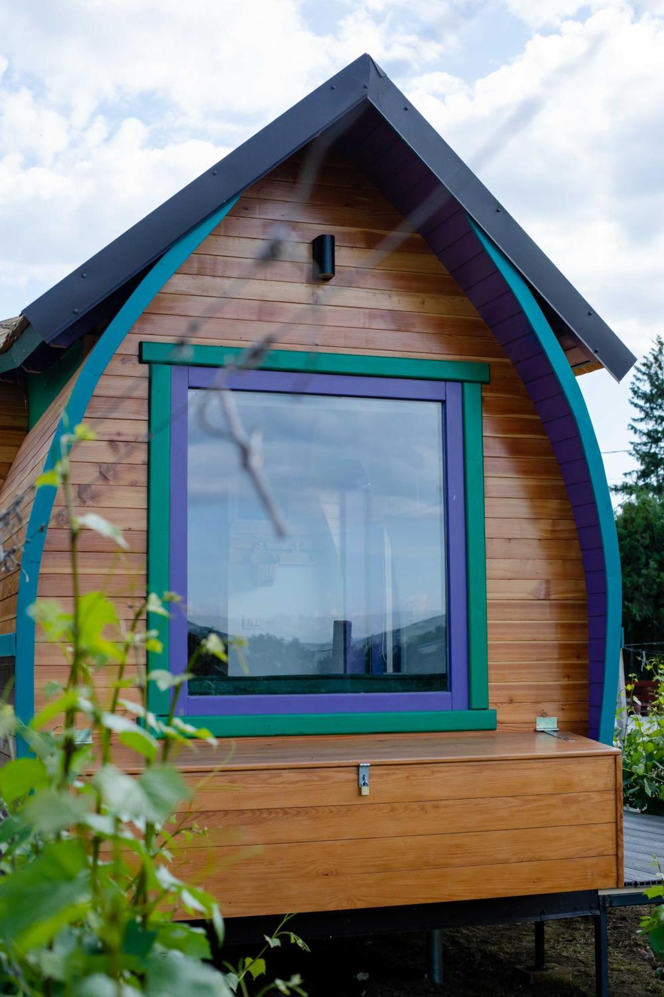 Central Tiny Houses Бухарест Экстерьер фото
