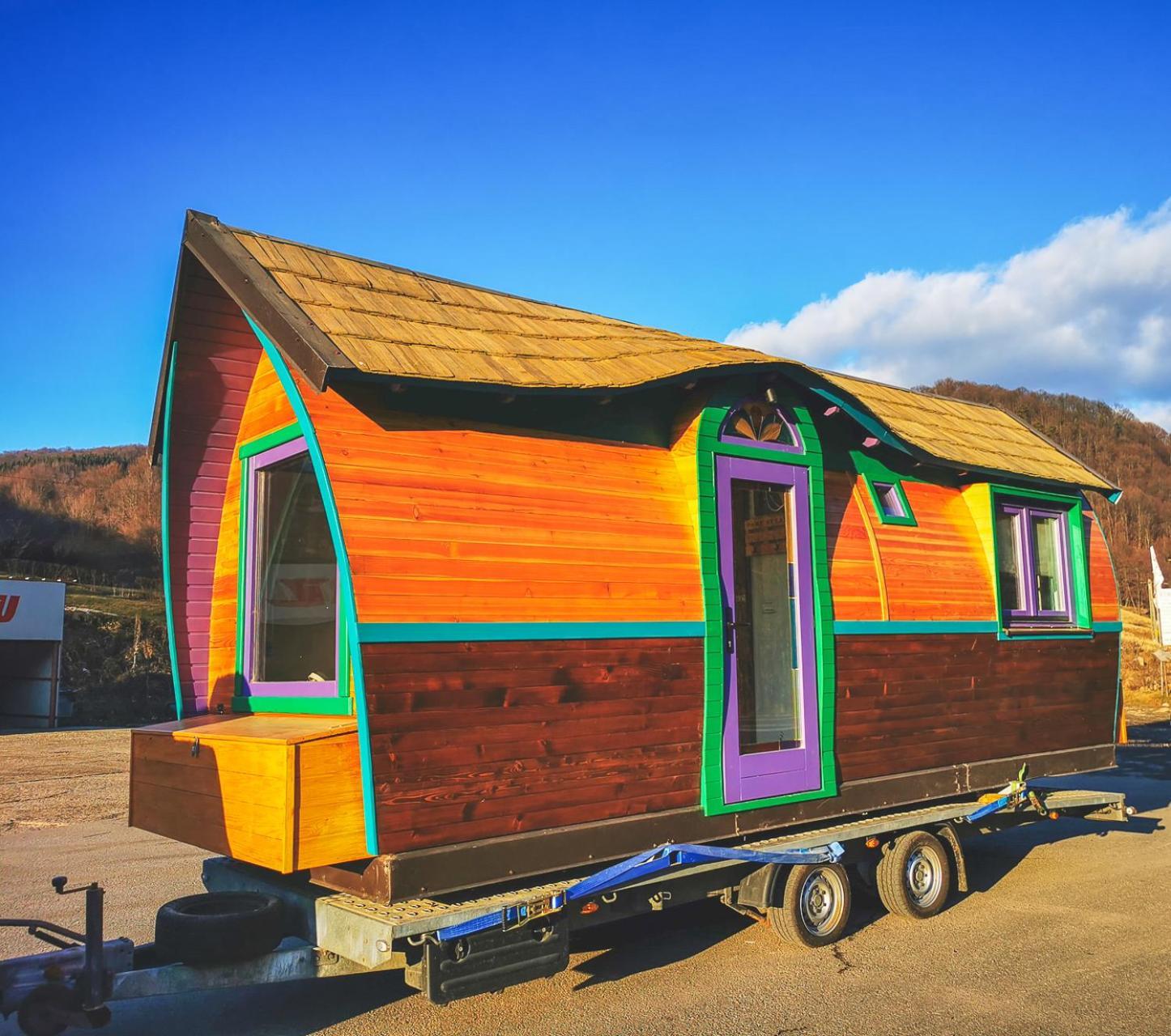 Central Tiny Houses Бухарест Экстерьер фото