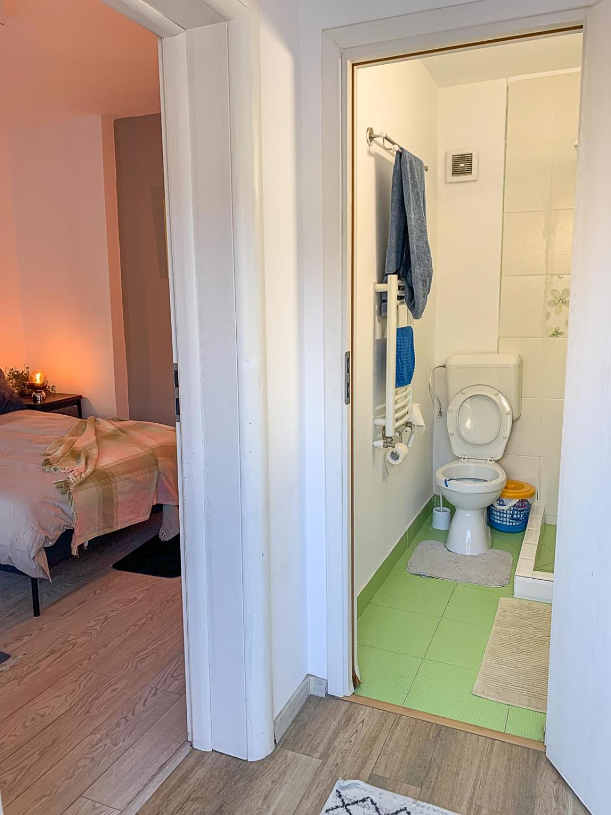 Central Tiny Houses Бухарест Экстерьер фото